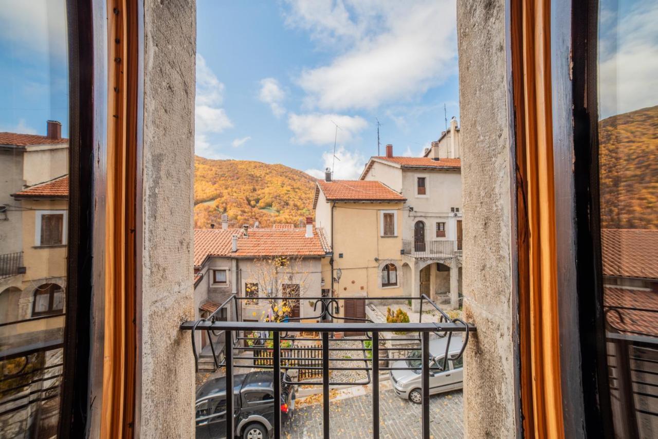 Dimora Fresilia Casa Vacanze Opi Buitenkant foto