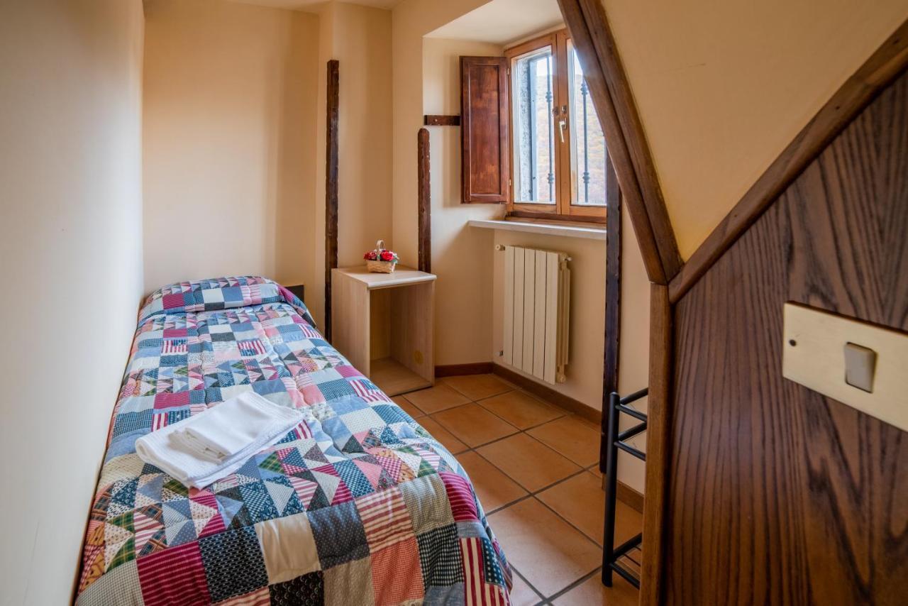 Dimora Fresilia Casa Vacanze Opi Buitenkant foto